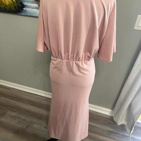 Boohoo Blush Pink Maxi Dress with Gathered Waist - Picture 3 of 3